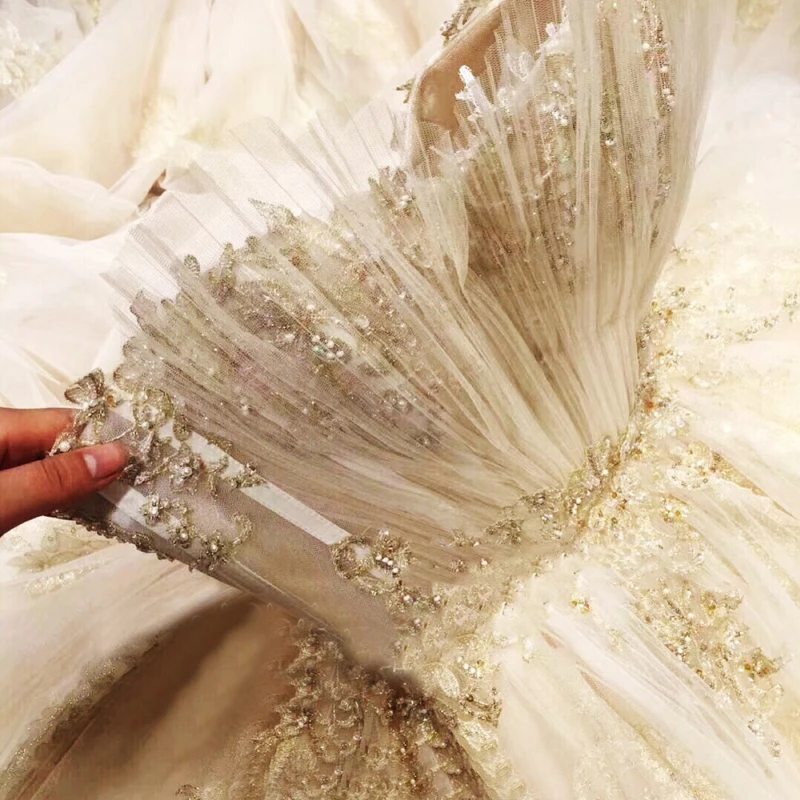 

Vintage Sleeveless Wedding Dress Beading With Pearls Full Dress 2018 New Arrival Thin Bride Princess Dream Tailing Ball Gowns