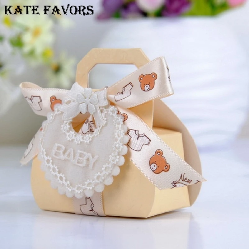 الدب شكل DIY ورقة الزفاف هدية التعميد الطفل دش حزب صالح صناديق الحلوى مربع مع مريلة الكلمات و Ribbons12pcs الدب شكل DIY ورقة الزفاف هدية التعميد الطفل دش حزب صالح صناديق الحلوى مربع مع مريلة الكلمات و Ribbons12pcs