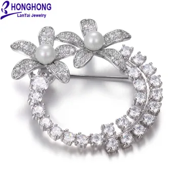 

HONGHONG 2017 Cubic zirconia Pearl Flower Brooches High Quality ladies fashion Brooch Wedding Dress Jewelry Accessories