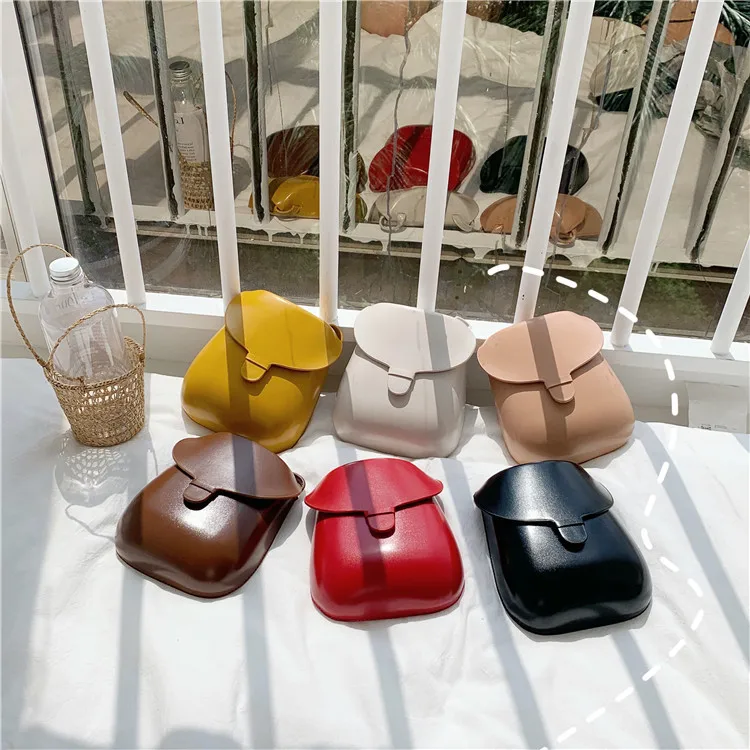 

P-F Bag Shell Bag Women Handbags Fashion Creative Chain Design Shoulder Messenger Bags Ladie Simple versatile messenger bag