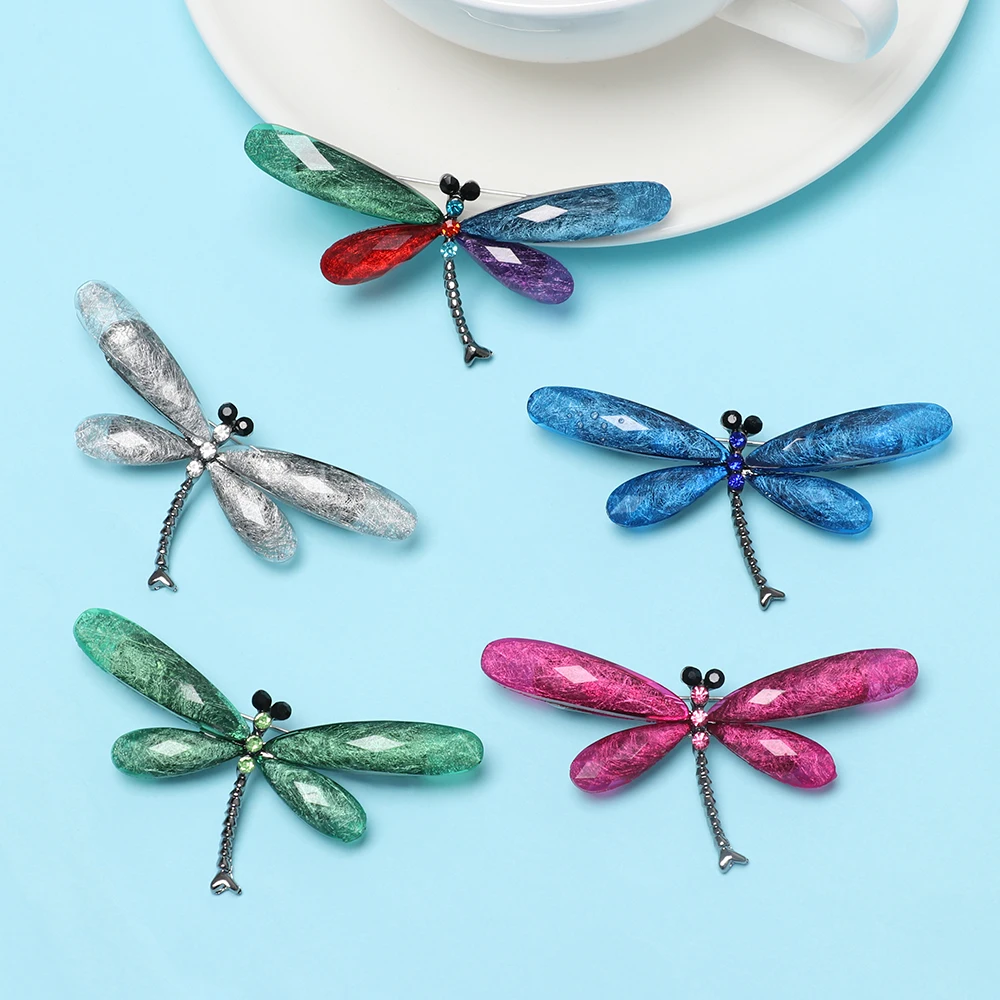 

2019 New Fashion Charm Dragonfly Brooches For Women Muticolor Insect Animal Resin Brooch Pins Jewelry Accessories Drop Ship