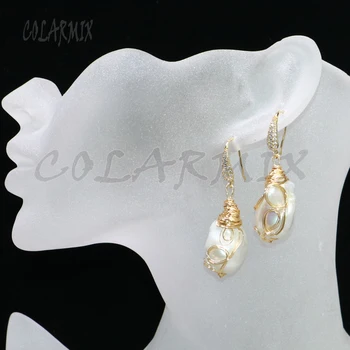 

4 Pairs Wholesale Free form earrings Gold color Iron wire earrings hook jewelry earrings gift for lady fashion jewelry 9158