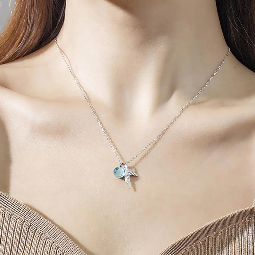 

New Women Mermaid Fish Tail Pendant Clavicle Chain Necklace Jewelry Accessory