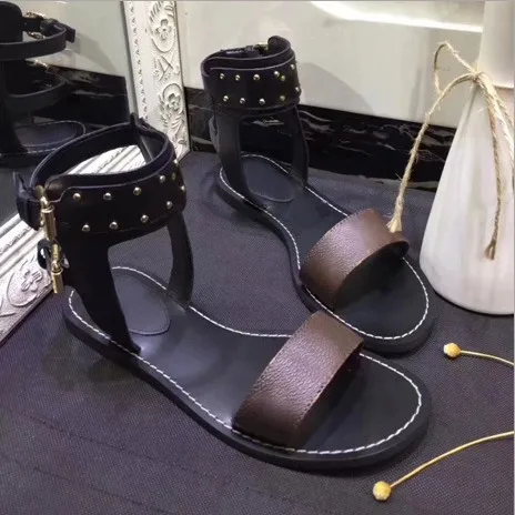 

L Strap New 2019 Summer Comfortable Sandals Women Sandals Fashion Flip Flops Shoes Woman Sandals Gladiator sandals