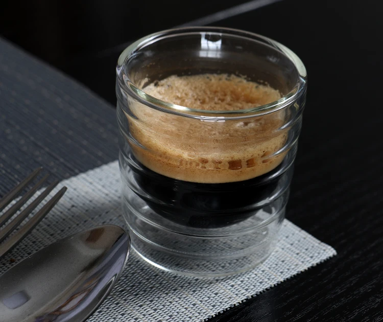 set-of-2-double-wall-layed-insulated-coffee-cup-for-espresso-latte-drinks-cups-Christmas-party_09