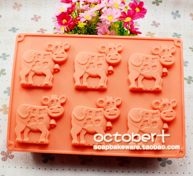 

Six-cavity cows silicone Dessert cake mould jelly mold biscuit mold baking mould