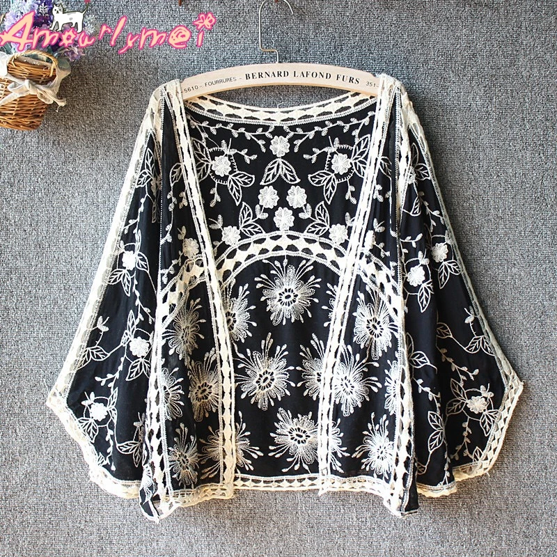 2019 Summer New Women's Mori Girl Vintage Hollow Out Embroidery Lace Loose Batwing Sleeve Kimono Cardigan Blouse Shirt Tops