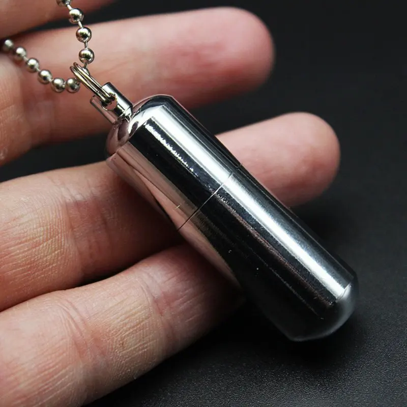 

Outdoor Sevival Tool Key Chain Capsule Compact Kerosene Lighter Pocket Mini Gasoline Inflated Oil Lighter (without kerosene)