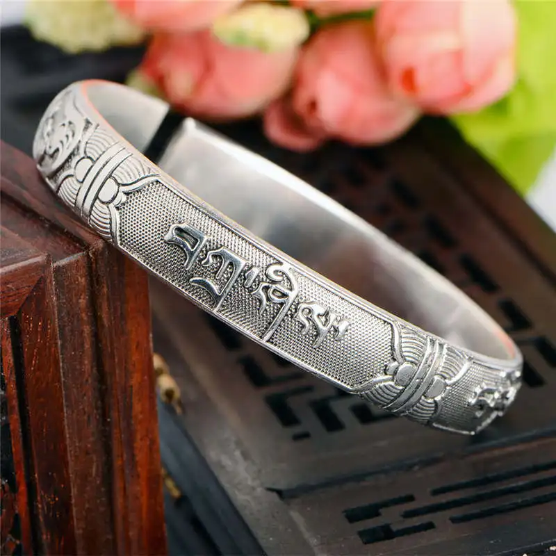 

BB-030 Tibetan Silver Antiqued Bangle Tibet Mantras Amulets Open Cuff OM MANI PAD ME HUM