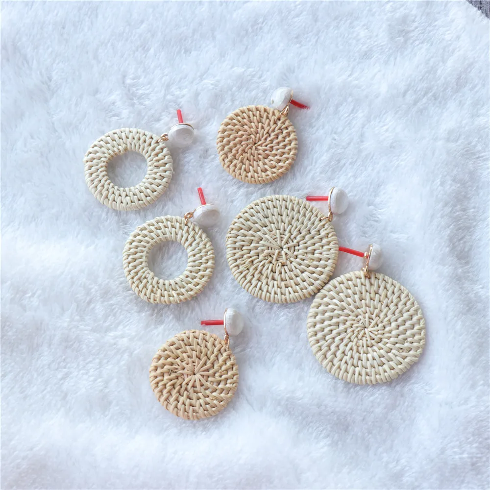 8907955872_349271617