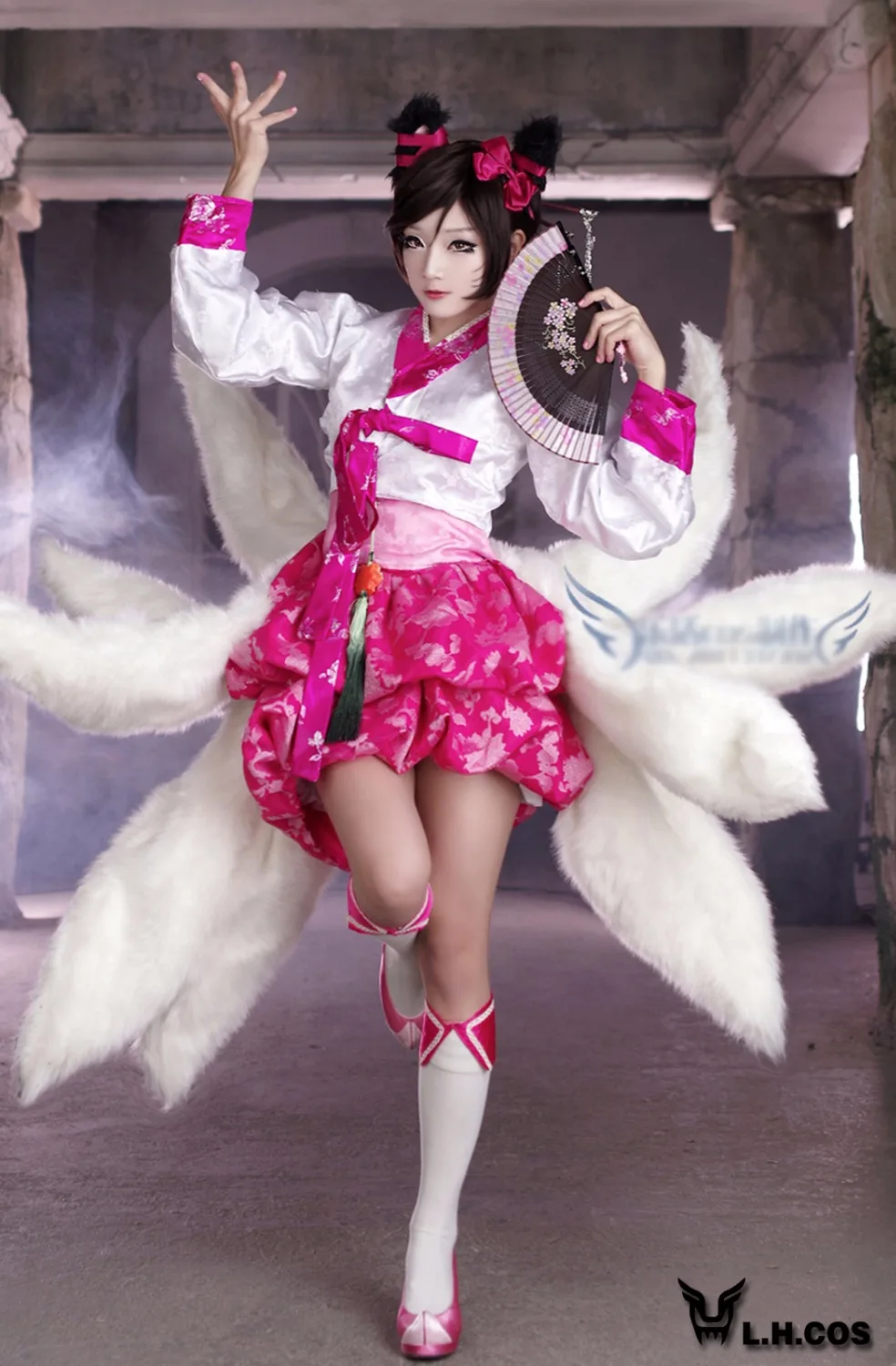 League of Legends Cosplay - Page 2 Free-Shipping-LOL-Dynasty-Ahri-Cosplay-Costume-Halloween-Uniform-Outfit-Top-Skirt-Accessories-Tail-Shoes-S