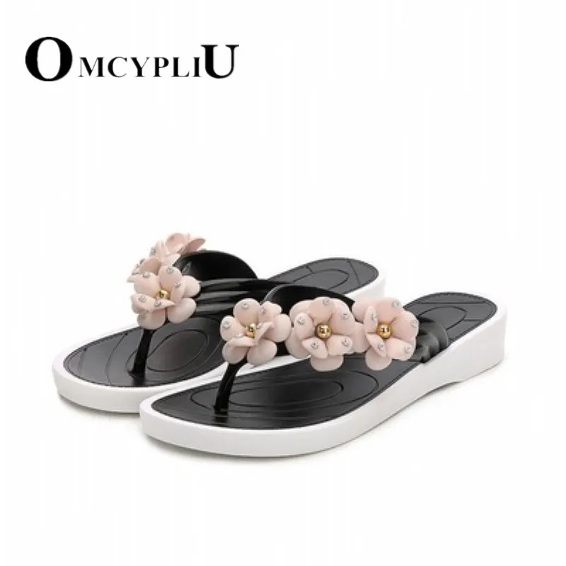 

2019 new summer shoes woman sandals women slippers Non-slip beach shoes Fashion Large size Flats ladies Flip Flops Bathroom shoe