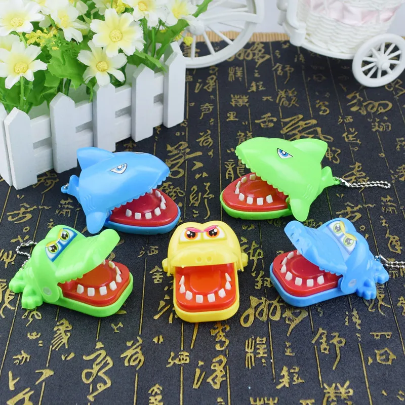 2 шт. двойная игра крокодил Рот дантист кусает палец игрушка рандомная