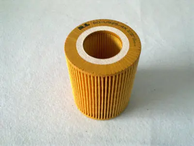 

oil filter for VOLVO S80 3.2 T6 ,V70 3.0T / XC60 / XC70 3.2 /T6 AWD,XC90 3.2 OEM:30750013 #RH29