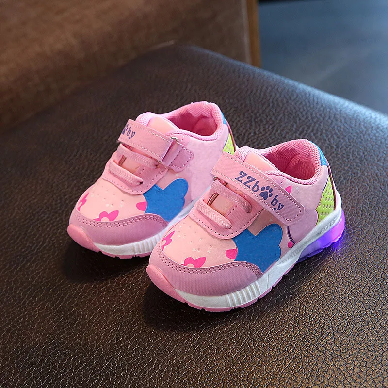 

New infant tennis Lovely fashion baby casual shoes Cute cool LED lighted sneakers sports running girls boys shoes footwear