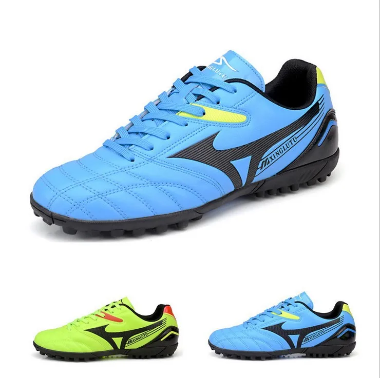 shoes for artificial turf
