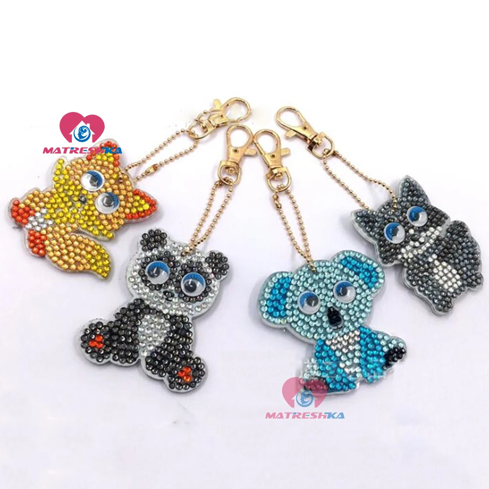 

DIY Crystal pattern Diamond Embroidery 5D Diamond Painting Key Chain Round Diamond Sticker Double Sided diy Animals Decoration