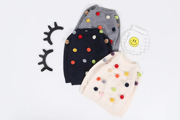 От 1 до 5 лет детский вязаный свитер цветные шерстяные шары декоративные Пуловеры Одежда для маленьких девочек и мальчиков детские повседневные топы, верхняя одежда