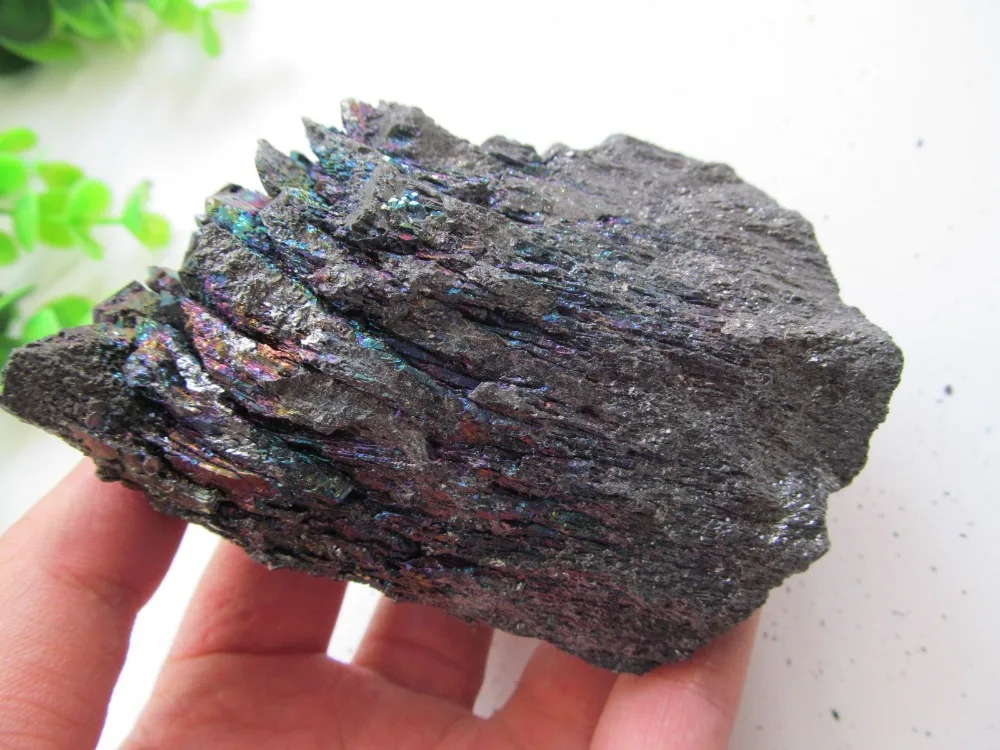 кремень камень окружающий мир. кремневый нож неолит. кремень минерал. порода камня кремень. кремни вый.