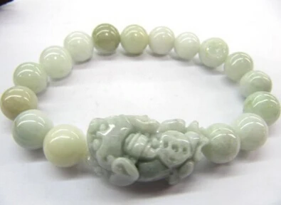 

437 Chinese 100% A Grade Natural Jade/Jadeite Green Craved Pixiu Beads Bracelet