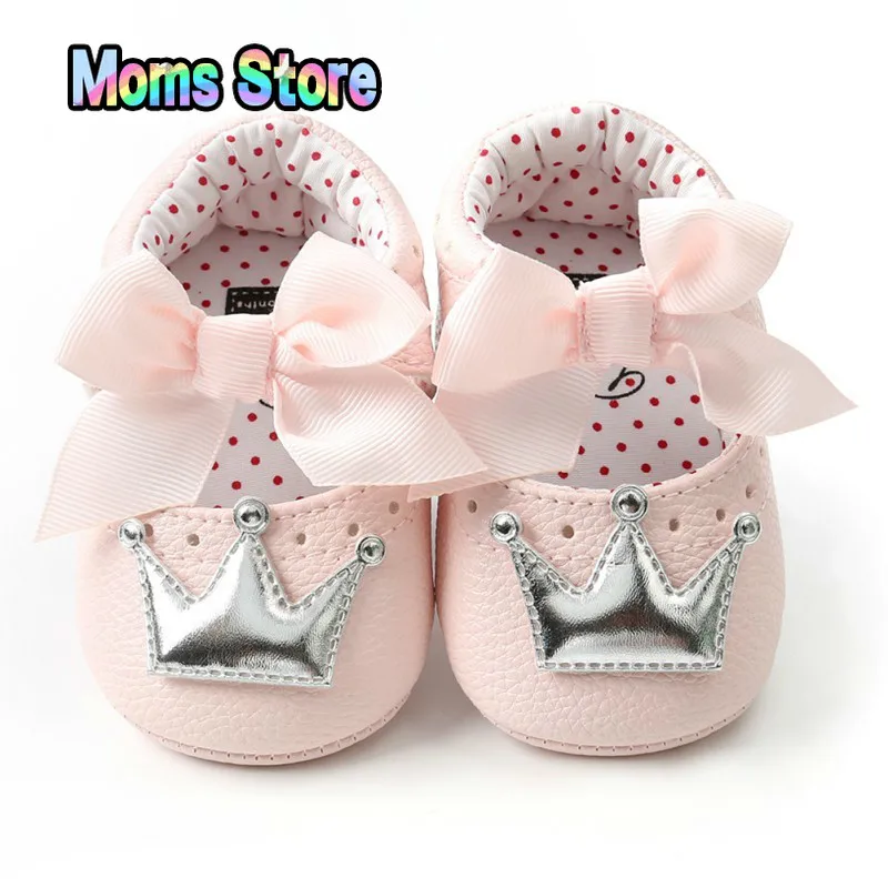

Baby Girl PU Leather Shoes Kid Moccasins First Walkers Crown Bow Soft Soled Non-slip Footwear Crib Shoes Baby Girl Shoes
