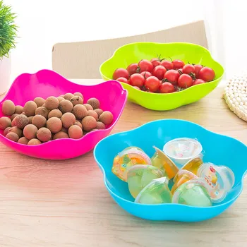 

Creative Plum Blossom Fruit Plate Plastic Candy Plate Living Room Melon Fruit Snack Box High Quality Bowls 2017