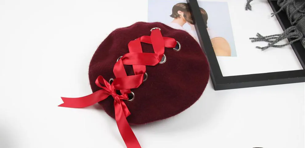 Японские милые женские шапки береты женские мягкие ленты шерсть Лолита берет Винтаж ремни крест лук береты зима художника шляпа