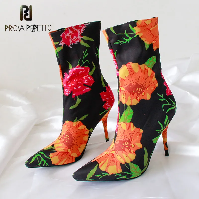 

Prova perfetto New Flower Sock Boots Short Ankle Botas Pointed Toe Thin Heel Hot Mixed Color Lady Fashion Sweet Female Boots
