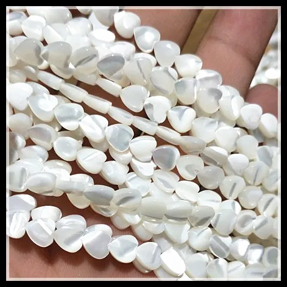 1 string Sea Turtle Howlite Gemstone Beads Blue Colour 19mm x 14mm Hole 1mm