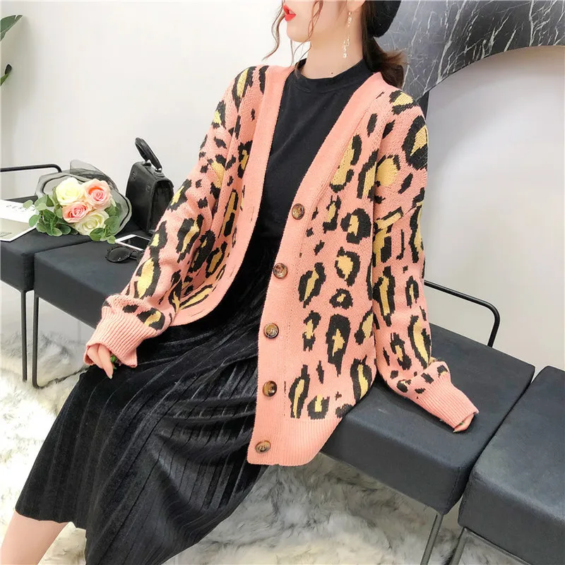 

2019 Autumn New Women's Sweater Korean Fashion Casual Leopard Loose Single-breasted V-neck Women Cardigan Knit Sweater 90s