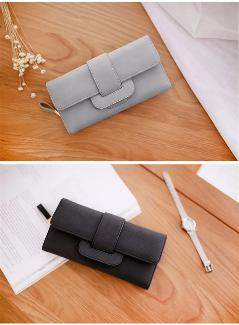 Multi-card holder long wallet showing card capacity