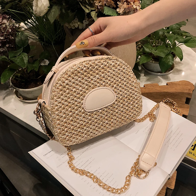 

2019 New Fashion Round Straw Bags Women Summer Rattan Bag Handmade Woven Beach Cross Body Bag Circle Bohemia Handbag