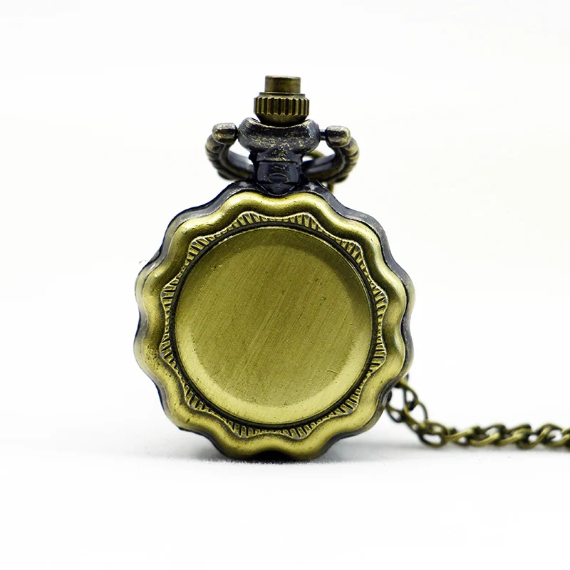 PS561-Small-Size-Women-Retro-Bronze-Flower-Quartz-Pocket-Watch-Necklace-Pendant-Chain-Gifts