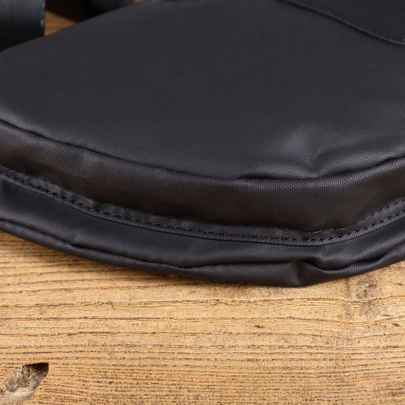 Bo052Black03