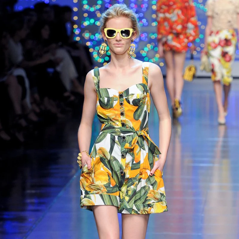 

Haute Couture Runway Floral Print Sexy Dress Spaghetti Strap Sleeveless Diamond Buttons Mini Dress Beach Bodycon Vestido