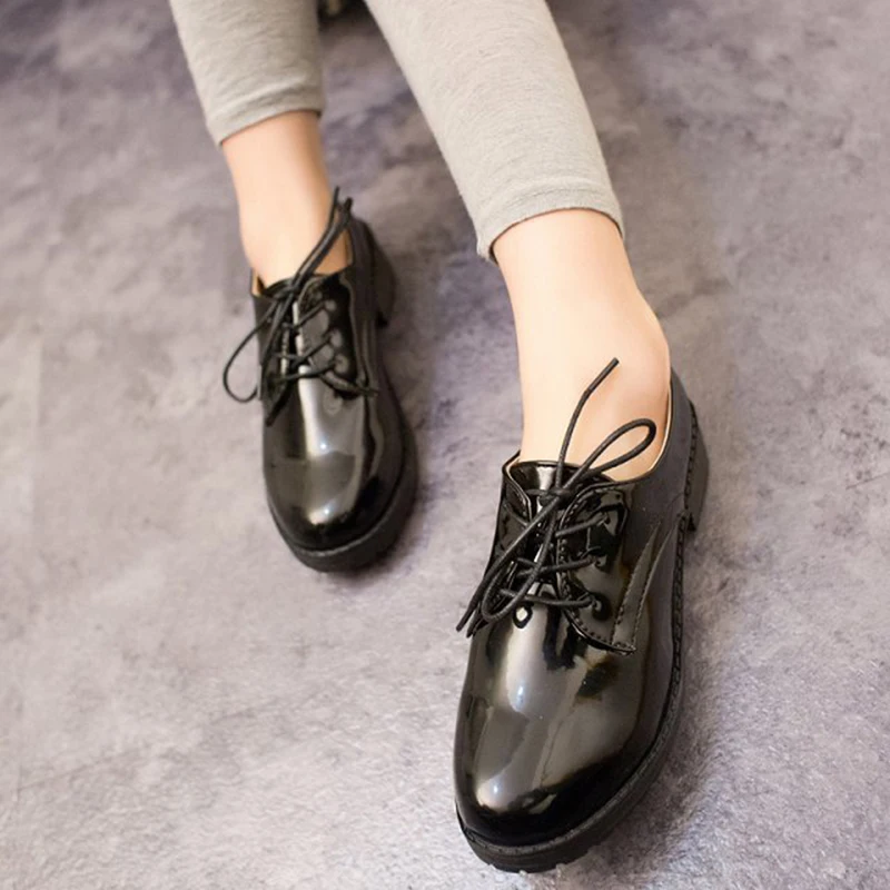 

LoveLive Japanese Student Shoes College Girl Student Shoes JK Commuter Uniform Shoes PU Leather Black Red Lac Shoes