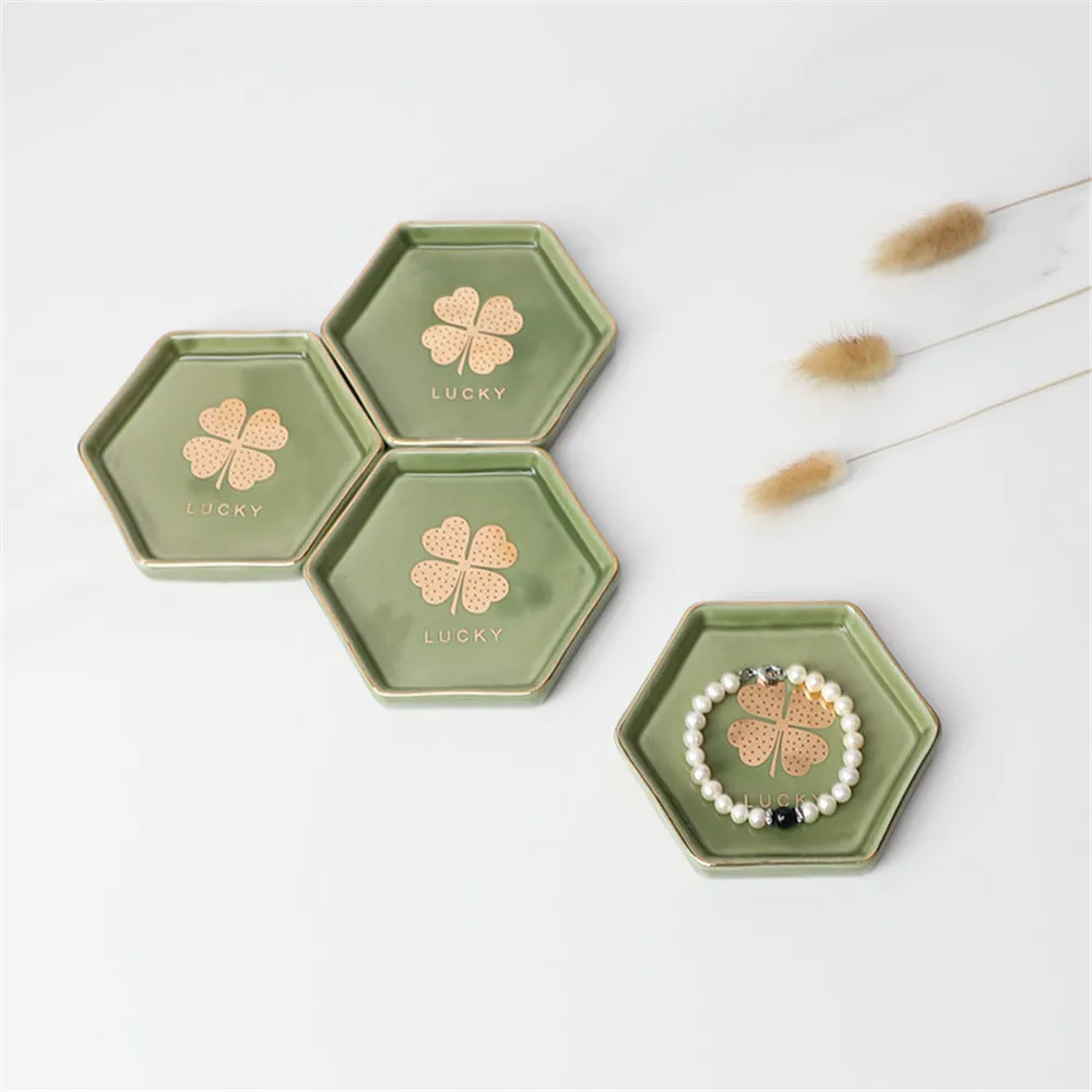 Nordic Green Ceramic Plate Chic Hexagon Jewelry Tray Lucky Four-leaf Clover Storage Handmade Golden Rim Dish | Дом и сад