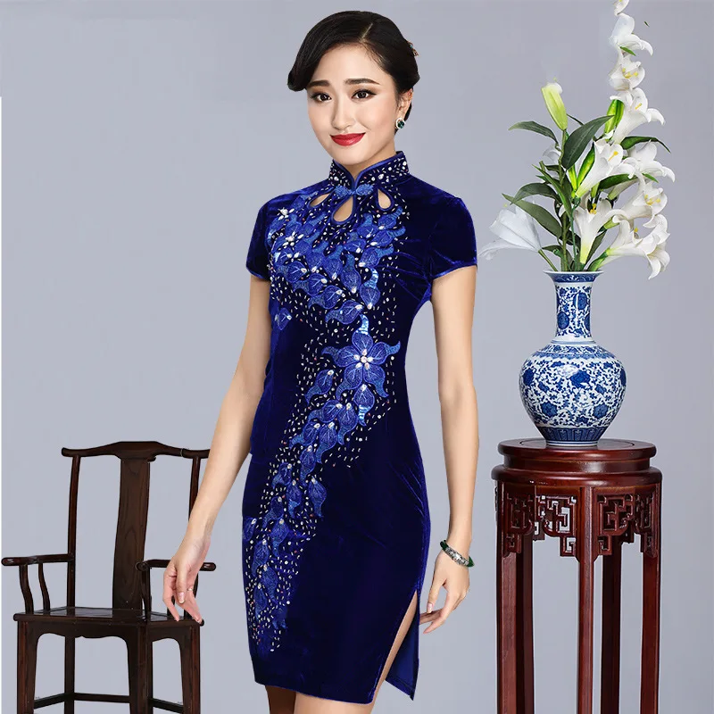 Вышивка короткие бархатные платье Чонсам Мини Qipao Традиционный китайский Oriental Платья для женщин вечерние платья для Для женщин Винтаж стенде xl