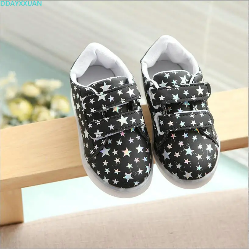 

Kids Led Shoes 2018 New Spring Autumn Boys Girls LED lighted Sneakers Children's Casual Shoes Shiny Soft Fashion Shoe EU 21-30