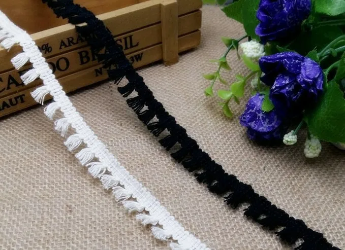 

Black&White 1.8CMx20M Pompom Lace Trim Ball Ribbon Trim Pompom Fur Craft DIY Braid Wedding/Curtain Decoration Sewing Accessories