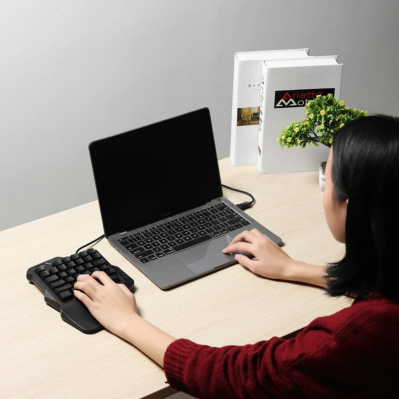 Mechanical One Handed Keyboard Gaming Left Hand Game Keypad For Lol /Dota/Ow