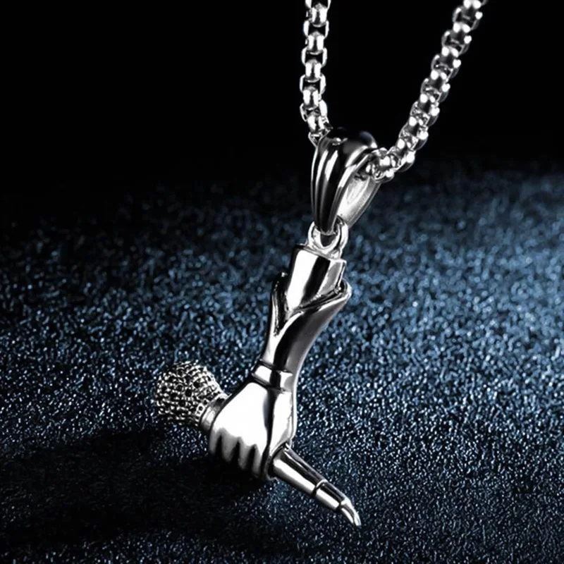 

1 PC Stainless Steel Hiphop Rock Necklaces Holding A Microphone Pendant Necklaces Creative Men Cool Choker jewelry Accessories