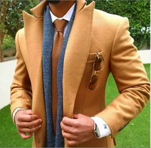 2018 Latest Pant Brasão Designs Tan Brown Homens Terno de Tweed Slim Fit Jaqueta Ternos Smoking de Casamento Do Noivo Personalizado Blazer Outono Masculino