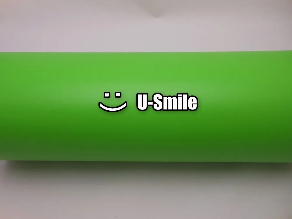 Apple-Green-Matte-Car-Wrap-04