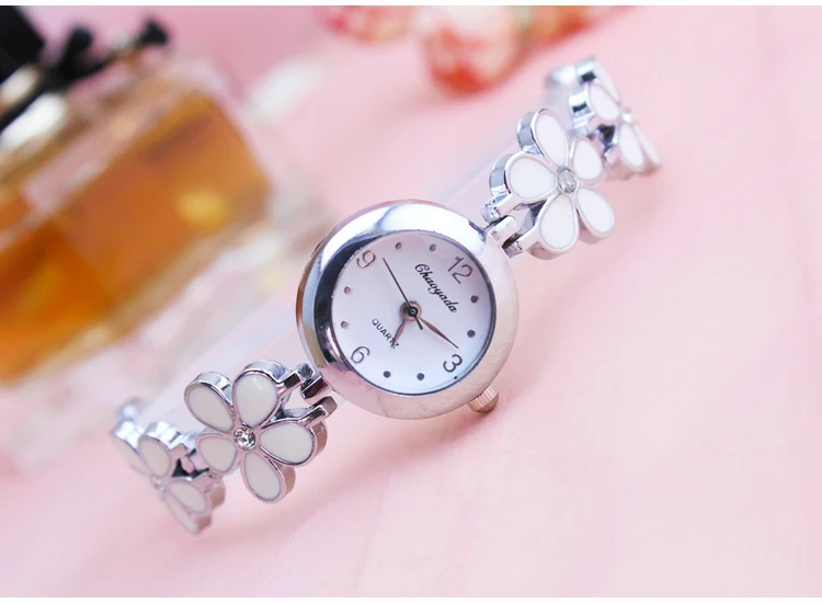 

2016 Hot Sale Fashion Design Flower Diamond Bracelet Watch Woman Popular Time Quartz Wrist watch,Drop shipping