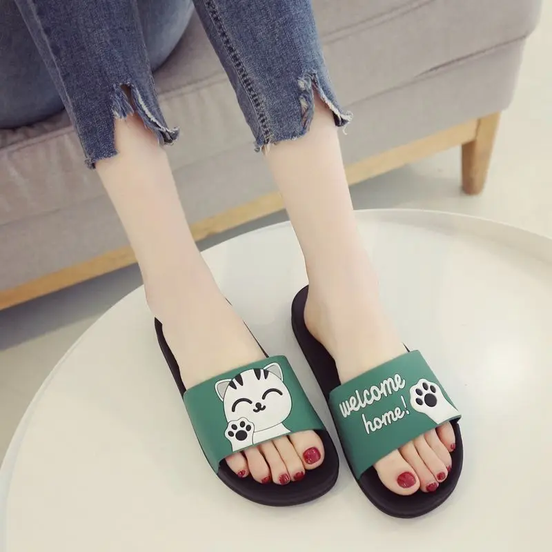 

Xia female wear slippers net red flat female slippers non-slip beach shoes soft bottom sandals