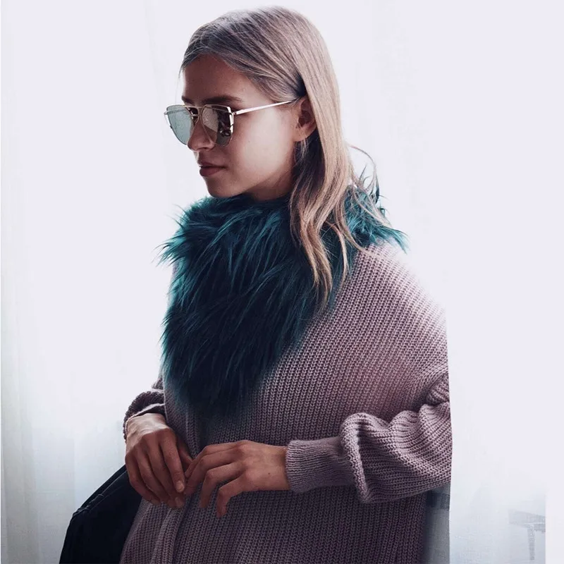fur collar (18)