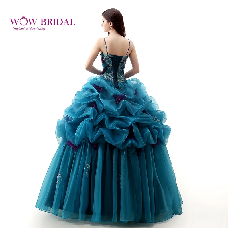 Wowbridal королевская платье для празднования 15-летия голубого цвета Спагетти ремни v-образным вырезом Кристалл вышитые бисером Многоуровневая органза оборками платье