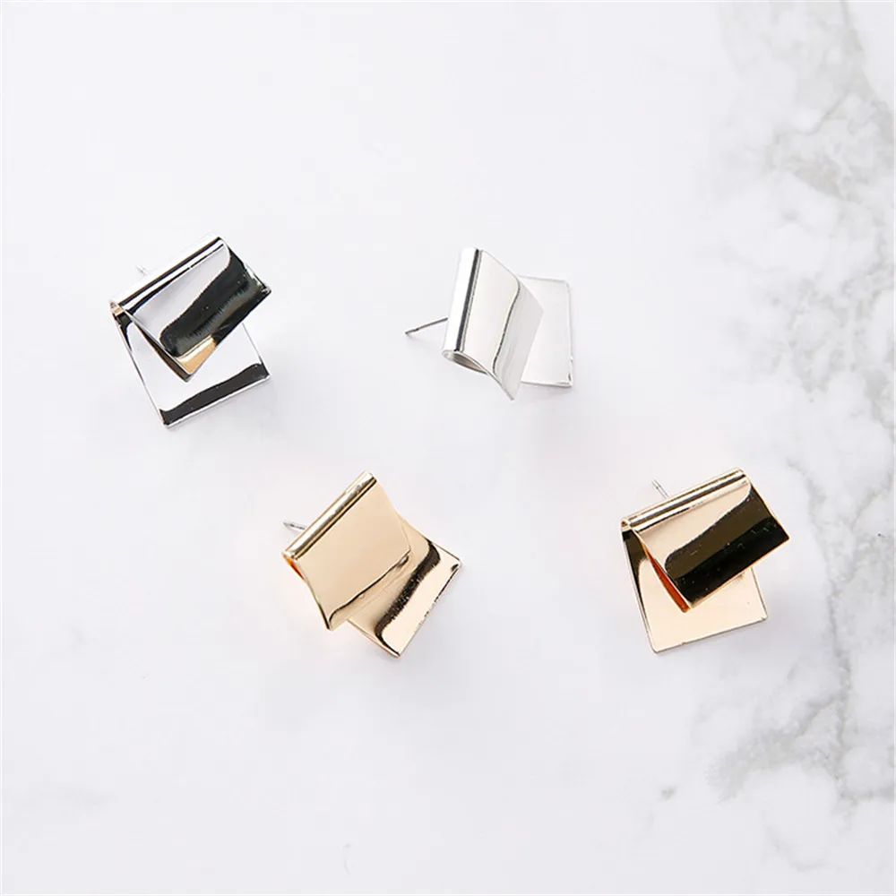 GIVVLLRY-Punk-Geometric-Stud-Earrings-for-Women-Metal-Style-Twisty-Irregular-Gold-Silver-Color-Vintage-Stud (3)