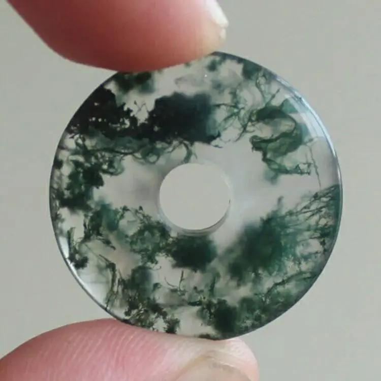 Natural Indonesia High Ice Agate Buckle Pendant Necklace Sweater Chain Jewelry Gift Wholesale | Украшения и аксессуары